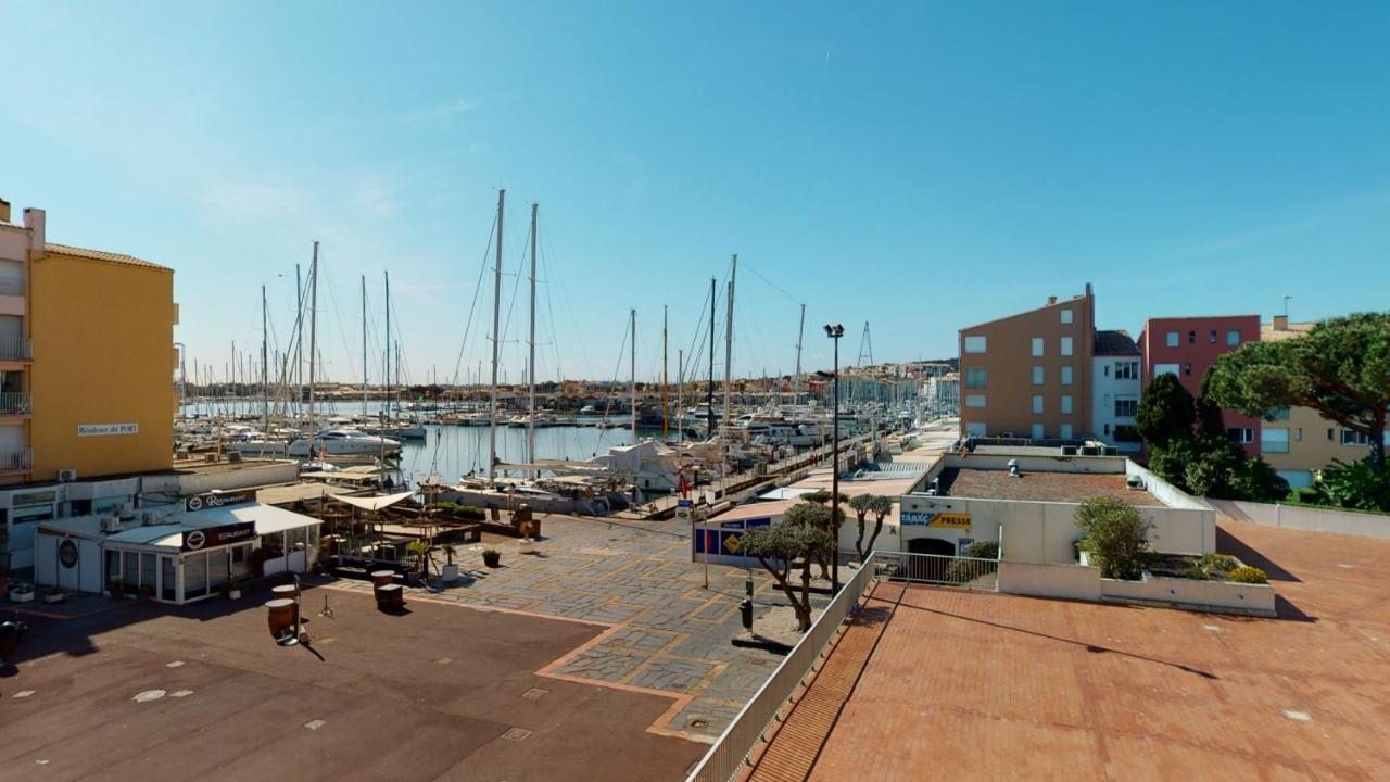 Studio Avec Belle Vue Sur Le Port Apartment Agde Bagian luar foto